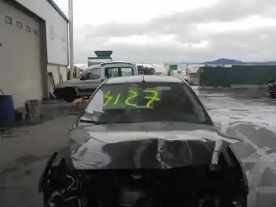 Sloopvoertuig ford focus berlina (cap) titanium van het jaar 2005 aangedreven g8da