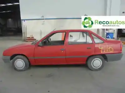 Veicolo di demolizione OPEL KADETT E 1.6 dell'anno 1988 alimentato 1.6 GASOLINA