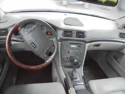 Veículo de Sucata volvo s80 berlina 2.8 bi-turbo cat do ano 1999 alimentado b6284t