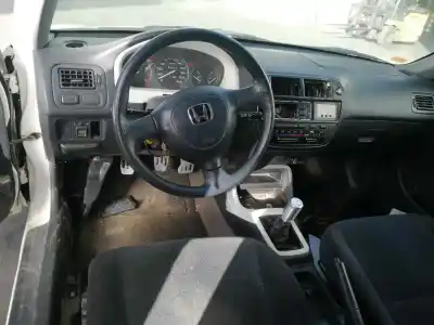 Scrapping Vehicle honda civic coupe (ej6/8) 1.6 sr (ej8) of the year 1998 powered d16y8