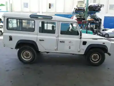 Veículo de Sucata land rover defender (ld) 2.5 td5 do ano 1999 alimentado d-10p