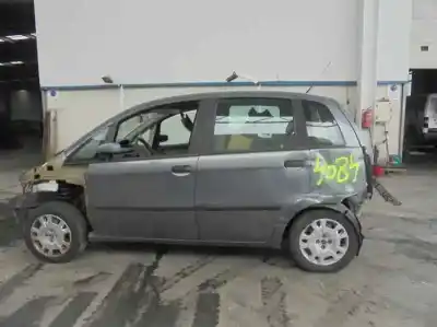 Veicolo di demolizione FIAT IDEA (135) 1.4 dell'anno 2004 alimentato 843A1000