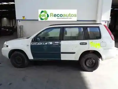 Vehicul casat NISSAN X-TRAIL (T30) 2.2 dCi Diesel CAT al anului 2004 alimentat D/YD22