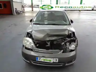 Veículo de Sucata toyota corolla (_e12_) 2.0 d-4d (cde120r_ cde120l_) do ano 2004 alimentado 1cdftv