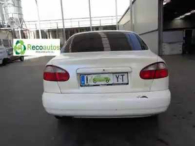 Veículo de Sucata daewoo lanos 1.5 cat do ano 2000 alimentado 