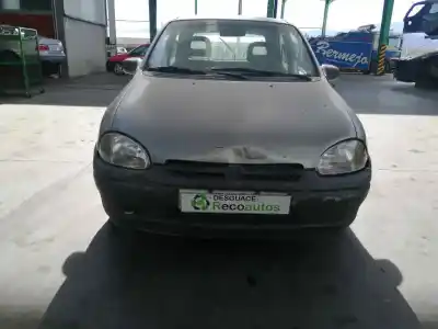 Veículo de Sucata opel corsa a 1.2 do ano 1996 alimentado c12nz