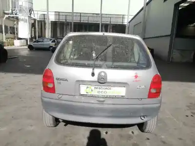 Veículo de Sucata opel corsa a 1.2 do ano 1996 alimentado c12nz
