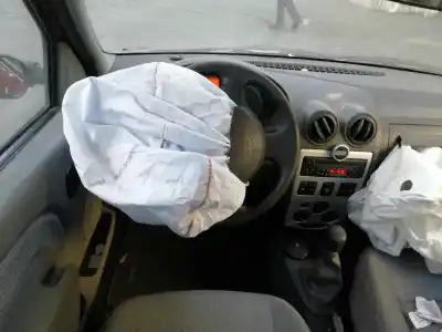 Здавання транспортного засобу dacia logan (ls_) 1.6 (lsob lsod lsof lsoh) року 2006 потужний k7m710
