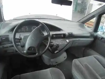 Veículo de Sucata peugeot 806 2.0 hdi do ano 2001 alimentado rhz