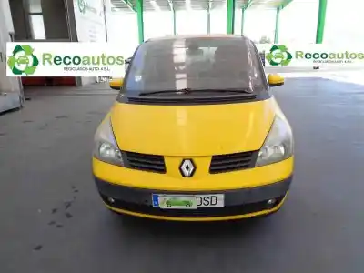 Véhicule à la ferraille renault                                            espace iv (jk0) (2002->)                                                                                                                                                                                                                                   2.2 dci (jk07)                                                                                                                                                                                                                                             de l'année 2002 alimenté d/g9t j7