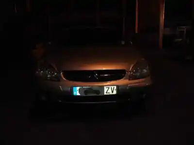 Véhicule à la ferraille citroen c5 berlina 2.0 hdi x de l'année 2004 alimenté rhz