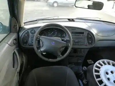 Veículo de Sucata saab 9-3 berlina 2.2 s tid do ano 1998 alimentado d223l