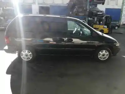 Veículo de Sucata chrysler voyager (gs) 2.5 td do ano 2005 alimentado vm69b