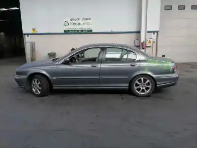Scrapping Vehicle JAGUAR X-TYPE I (X400) 2.0 D of the year 2005 powered 6B