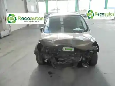 Здавання транспортного засобу ford c-max (ceu) 1.0 ecoboost cat року 2015 потужний m1dd