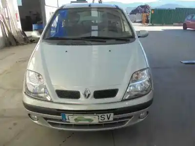 Scrapping Vehicle renault scenic (ja..) 1.9 dci authentique of the year 2002 powered f9qk732