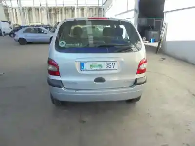 Scrapping Vehicle renault scenic (ja..) 1.9 dci authentique of the year 2002 powered f9qk732