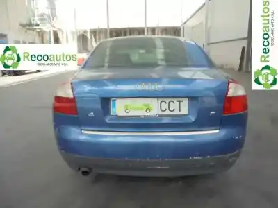 Veículo de Sucata audi a4 berlina (8e) 2.0 fsi do ano 2002 alimentado awa