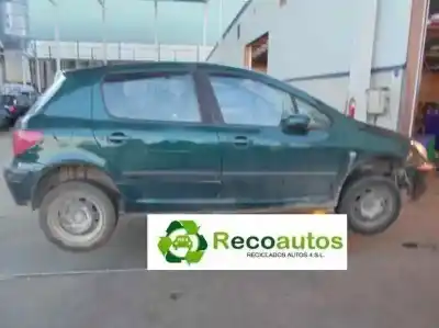 Veículo de Sucata peugeot 307 (s1) 2.0 hdi cat do ano 2003 alimentado rhy