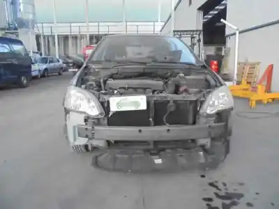 Sloopvoertuig toyota corolla (e12) 1.6 16v van het jaar 2004 aangedreven 3zzfe