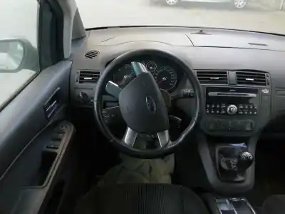 Здавання транспортного засобу ford focus c-max (cap) ghia (d) року 2004 потужний g6da