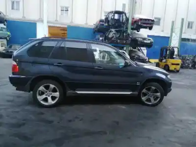 Здавання транспортного засобу bmw x5 (e53) 3.0i року 2004 потужний 30-6s-3 g