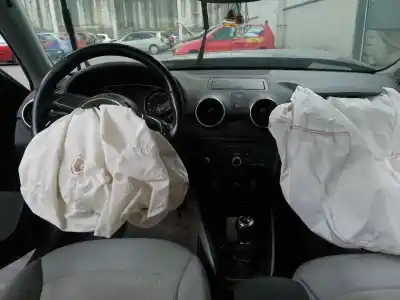 Здавання транспортного засобу audi a1 (8x) ambition року 2010 потужний cayc