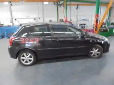 Veículo de Sucata toyota corolla (_e12_) 1.4 d (nde120_) do ano 2005 alimentado 1nd