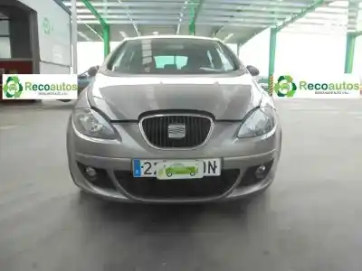 Véhicule à la ferraille seat                                               toledo (5p2)                                                                                                                                                                                                                                               1.9 tdi                                                                                                                                                                                                                                                    de l'année 2005 alimenté bjb