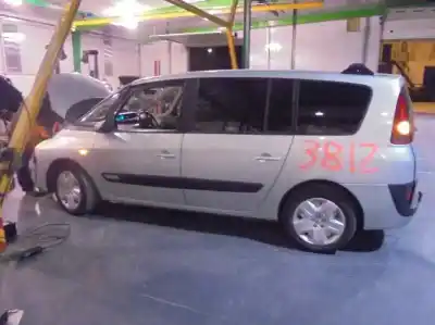 Здавання транспортного засобу renault                                            espace iv (jk0) (2002->)                                                                                                                                                                                                                                   2.2 dci (jk07)                                                                                                                                                                                                                                             року 2003 потужний d/g9t j7