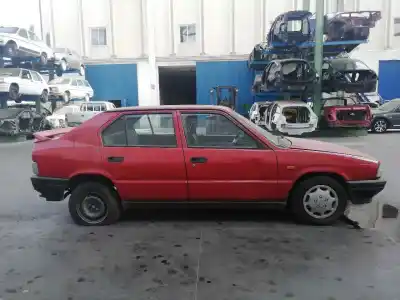 Здавання транспортного засобу alfa romeo 33 berlina 1.5 ti року 1989 потужний ar30588