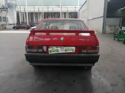 Здавання транспортного засобу alfa romeo 33 berlina 1.5 ti року 1989 потужний ar30588