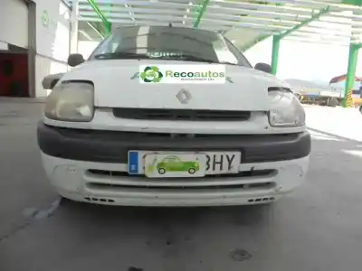 Здавання транспортного засобу renault clio ii fase i (b/cbo) 1.9 d alize року 2001 потужний f8q p6