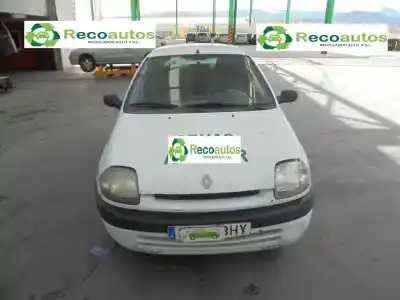 Здавання транспортного засобу renault clio ii fase i (b/cbo) 1.9 d alize року 2001 потужний f8q p6