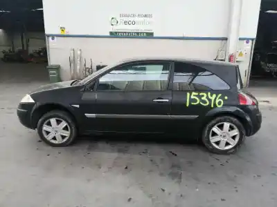 Здавання транспортного засобу RENAULT MEGANE II CLASSIC BERLINA Confort Dynamique року 2004 потужний F9QB8