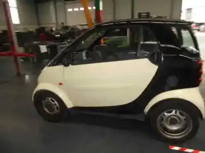 Veicolo di demolizione smart coupe pure dell'anno 2002 alimentato g 13