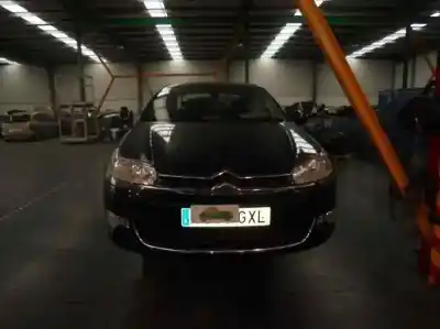 Vehicul casat citroen c5 berlina premier al anului 2010 alimentat rhf