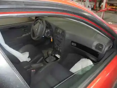 Veículo de Sucata volvo v40 familiar 2.0 t do ano 2002 alimentado b4204t3