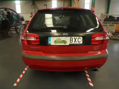 Veículo de Sucata volvo v40 familiar 2.0 t do ano 2002 alimentado b4204t3