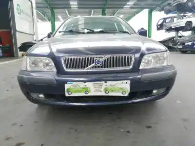 Veículo de Sucata volvo v40 familiar 1.8i do ano 2001 alimentado b4184sj