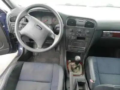 Veículo de Sucata volvo v40 familiar 1.8i do ano 2001 alimentado b4184sj