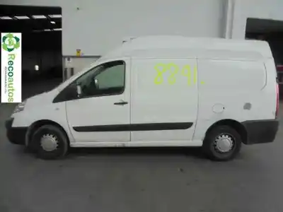 Veículo de Sucata PEUGEOT EXPERT TEPEE (VF3X_) 2.0 HDi 120 do ano 2010 alimentado RHK