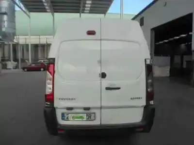 Veicolo di demolizione peugeot expert tepee (vf3x_) 2.0 hdi 120 dell'anno 2010 alimentato rhk