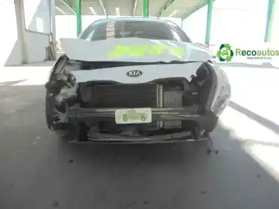 Veicolo di demolizione kia pro cee´d (jd) 1.4 crdi 90 dell'anno 2015 alimentato d4fc