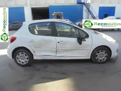 Veículo de Sucata peugeot 207 1.4 hdi do ano 2013 alimentado 8h01
