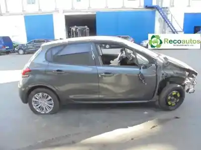 Scrapping Vehicle peugeot 208 style of the year 2017 powered bh02