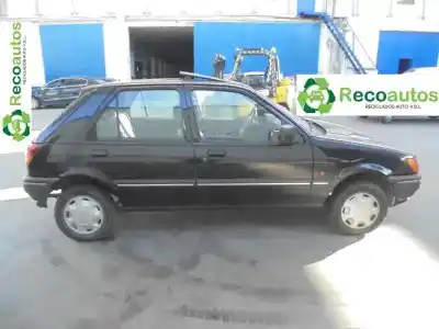 Veicolo di demolizione ford fiesta berl./courier si dell'anno 1990 alimentato fu