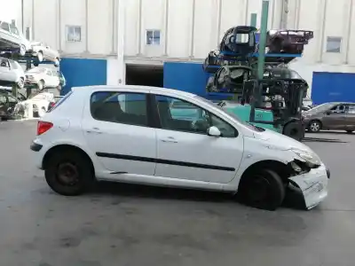 Sloopvoertuig peugeot 307 (s2) 1.6 16v hdi van het jaar 2006 aangedreven 9hx