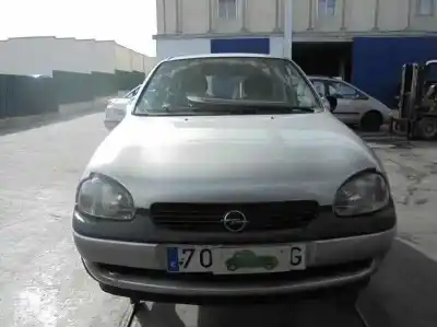 Veículo de Sucata opel corsa b (1993->) 1.7 d do ano 2000 alimentado d-x17d