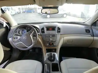 Veículo de Sucata opel insignia a sedán (g09) 2.0 cdti (69) do ano 2011 alimentado a20dth